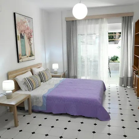 Evelyn's Cozy Apartment
