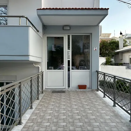 Evelyn's Cozy Διαμέρισμα