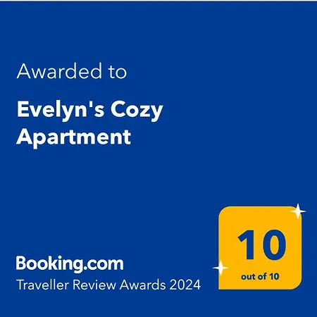 Evelyn's Cozy Apartment *