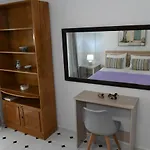 Evelyn's Cozy Apartment Rhodes City