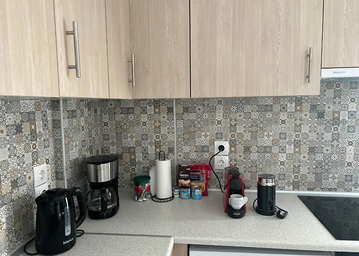 Evelyn's Cozy * Rhodes City