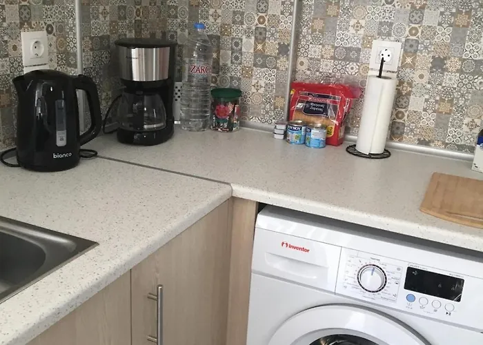 Evelyn's Cozy Rhodes City